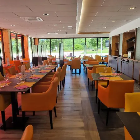 Hotel Akena Molinges - La Brocatelle Saint-Claude