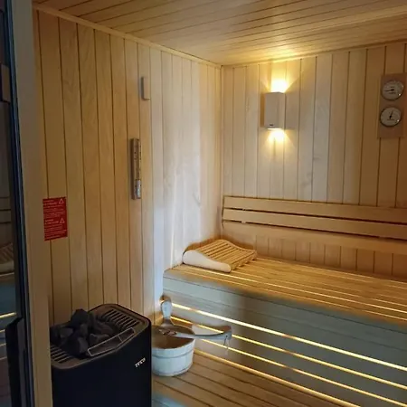 Akena Molinges - La Brocatelle 3*