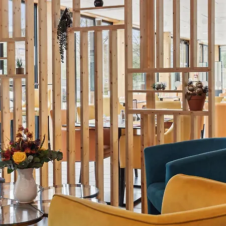 Akena Molinges - La Brocatelle Hotel