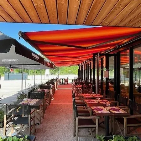 Restaurant Akena Molinges - La Brocatelle 3* Saint-Claude