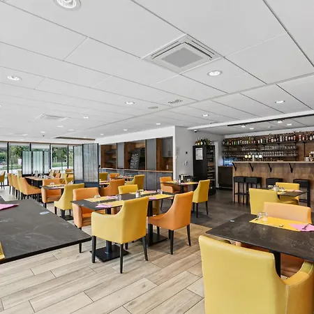 Restaurant Akena Molinges - La Brocatelle 3*